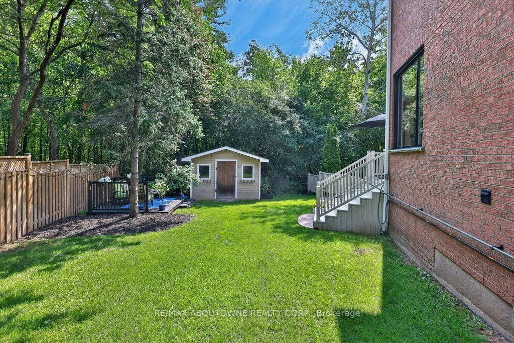 324 Oakridge Court — photo 48