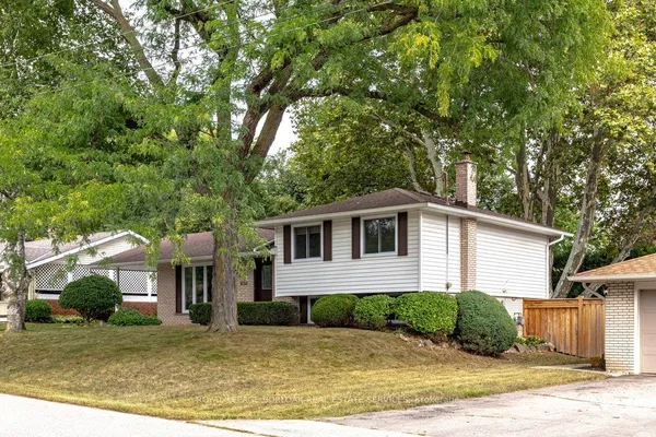 1083 Manorwood Drive — photo 2