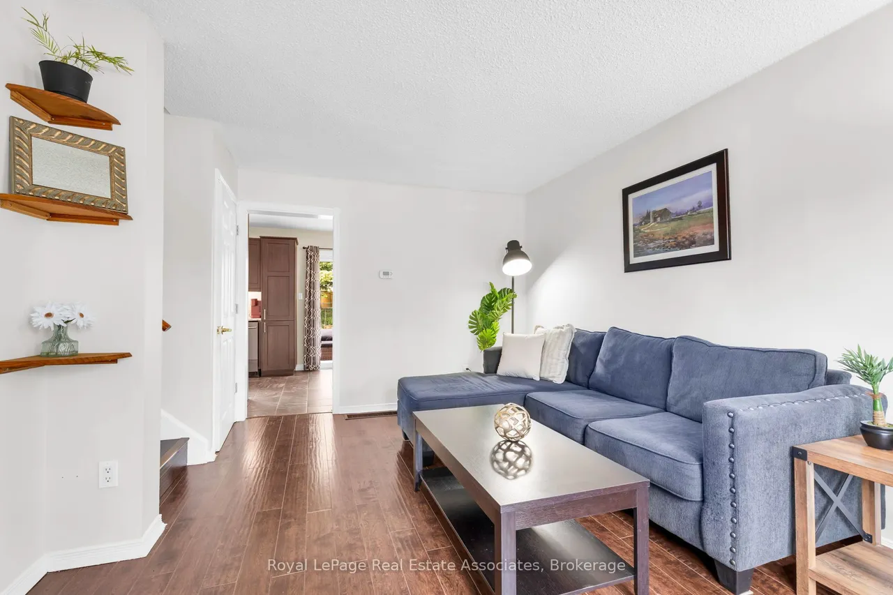 81 Glenmore Crescent — photo 3