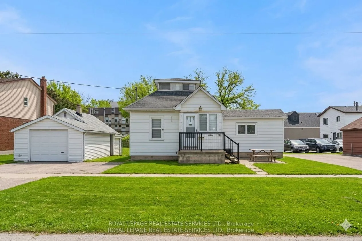 2386 Sovereign Street — photo 3