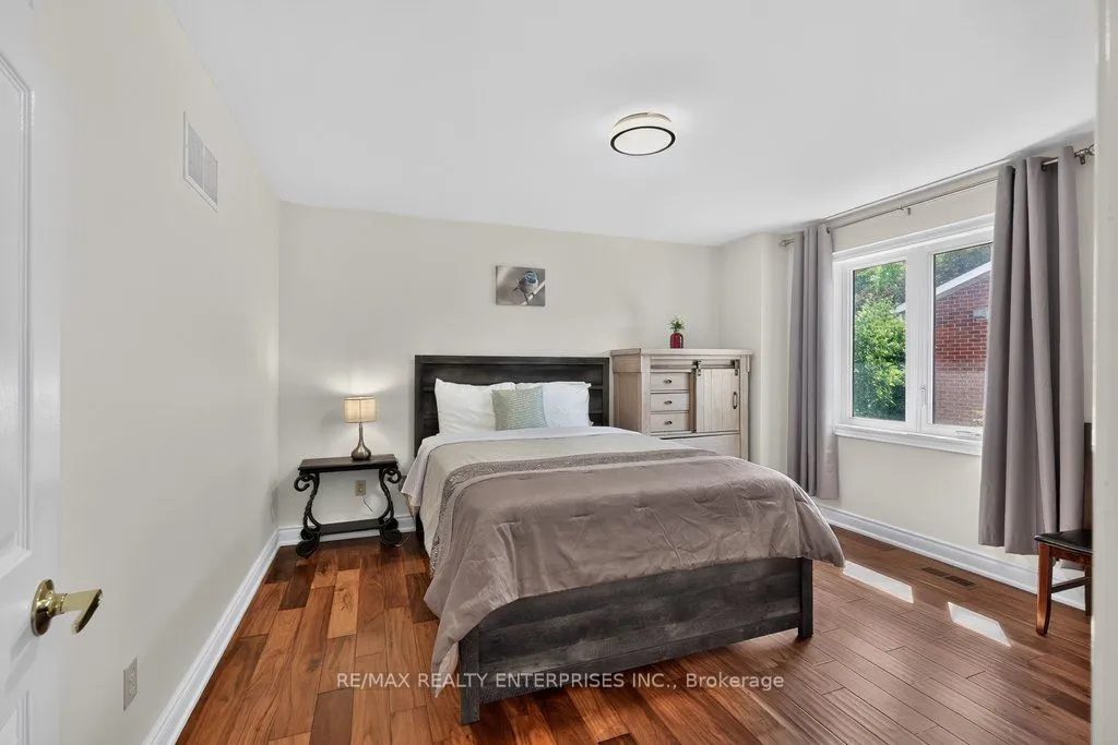 1634 Tipperary Court — photo 3
