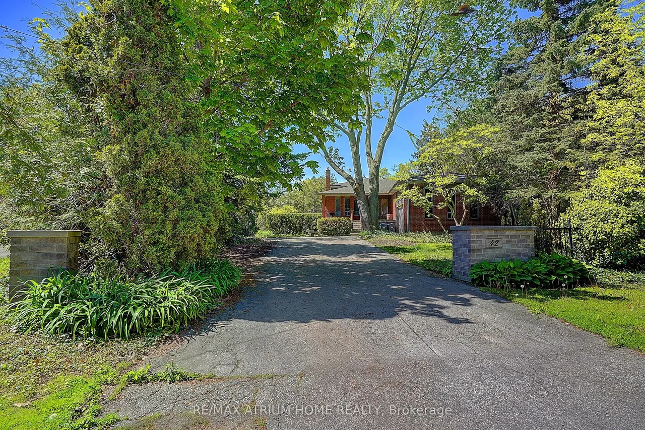 42 Cumberland Drive — photo 2