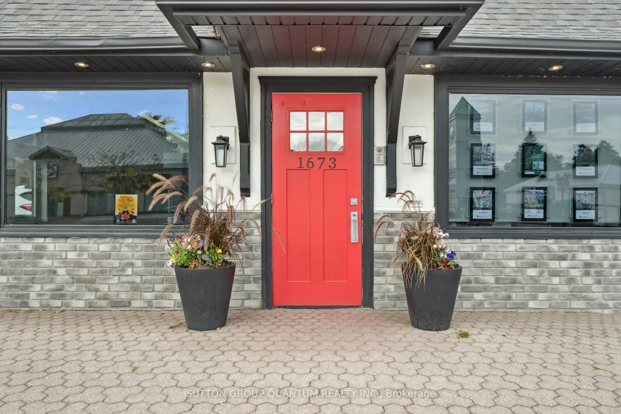1673 Lakeshore Road W — photo 3