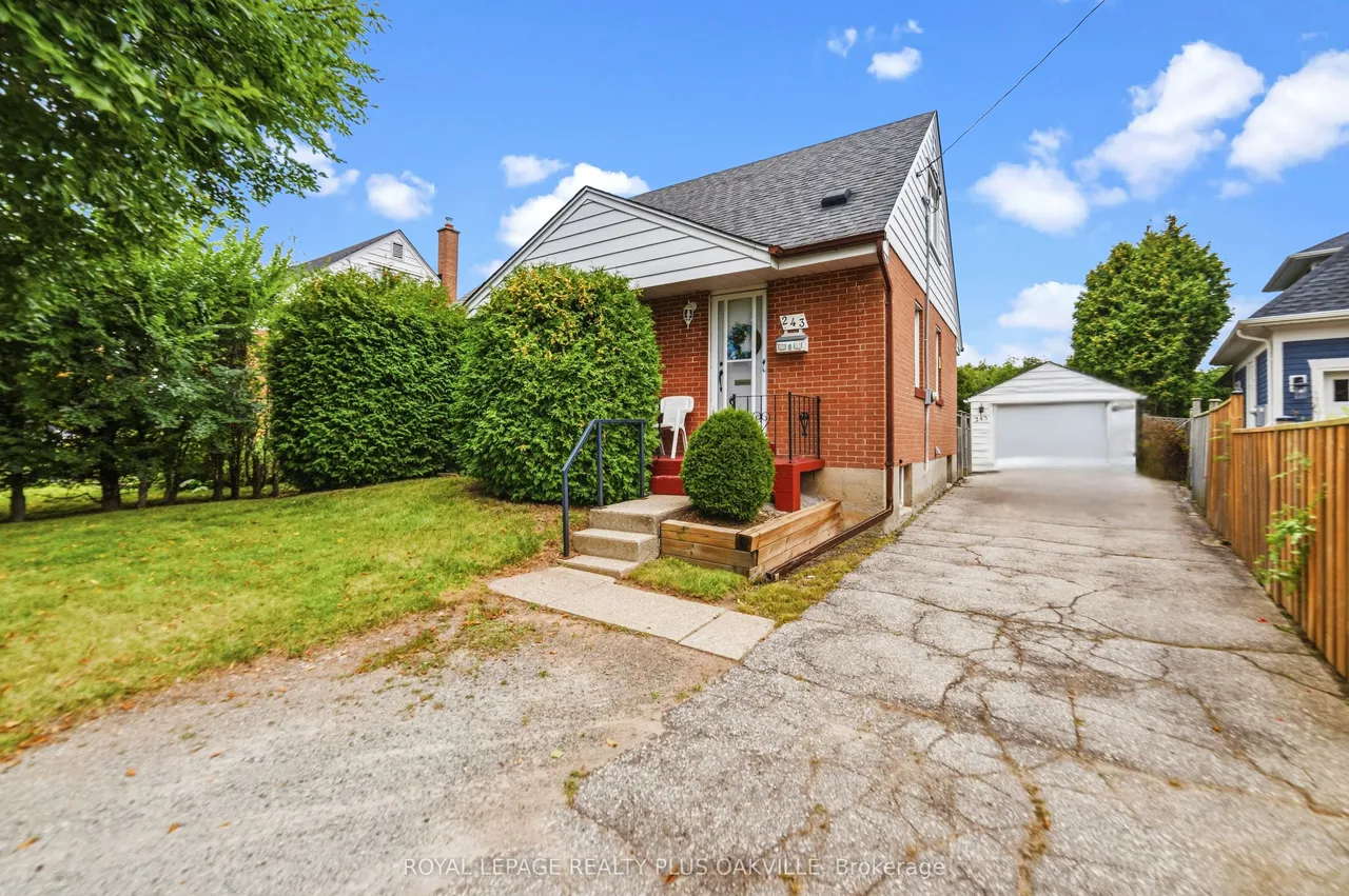 243 Jennings Crescent