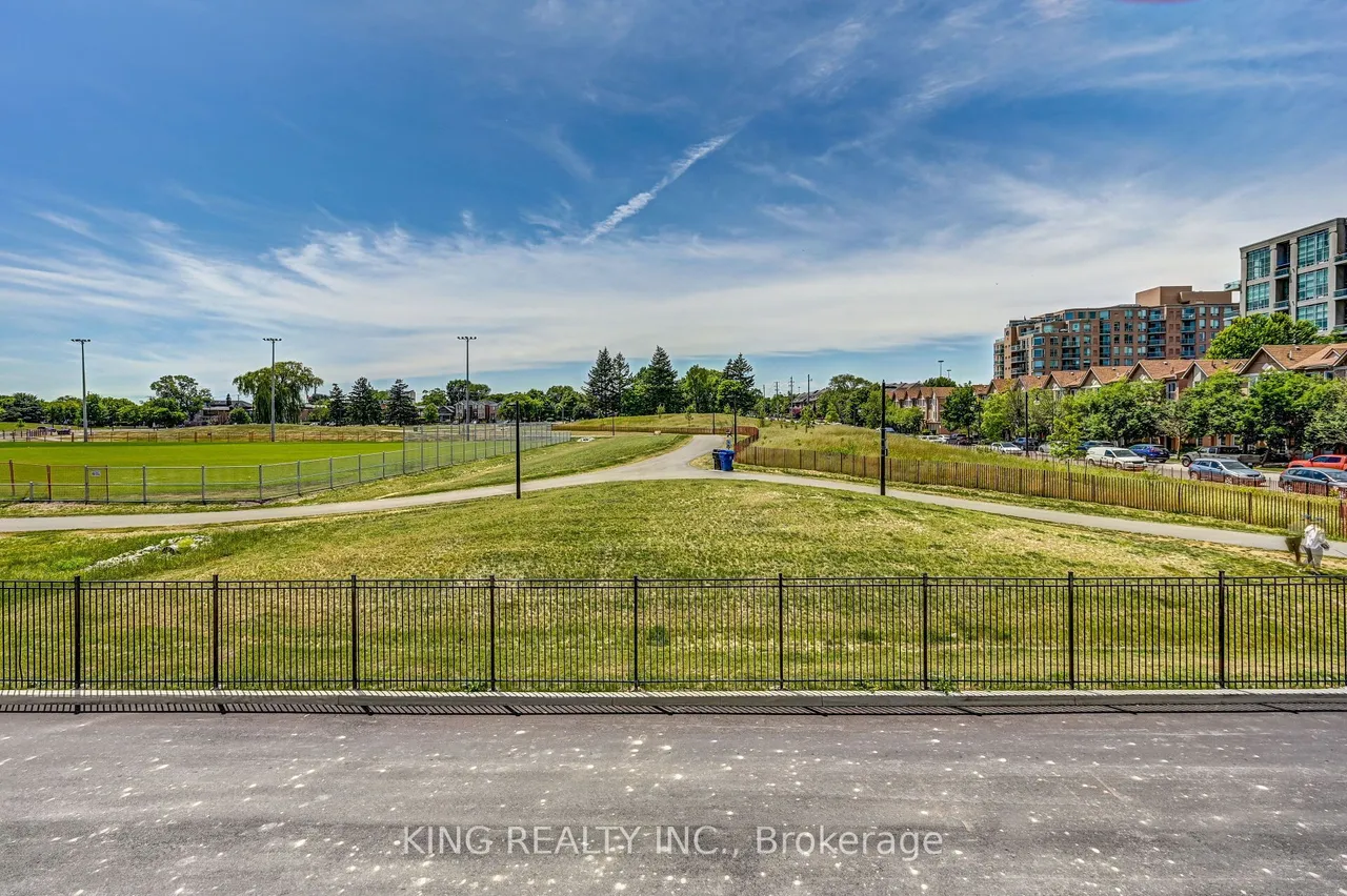 251 Manitoba Street — photo 6