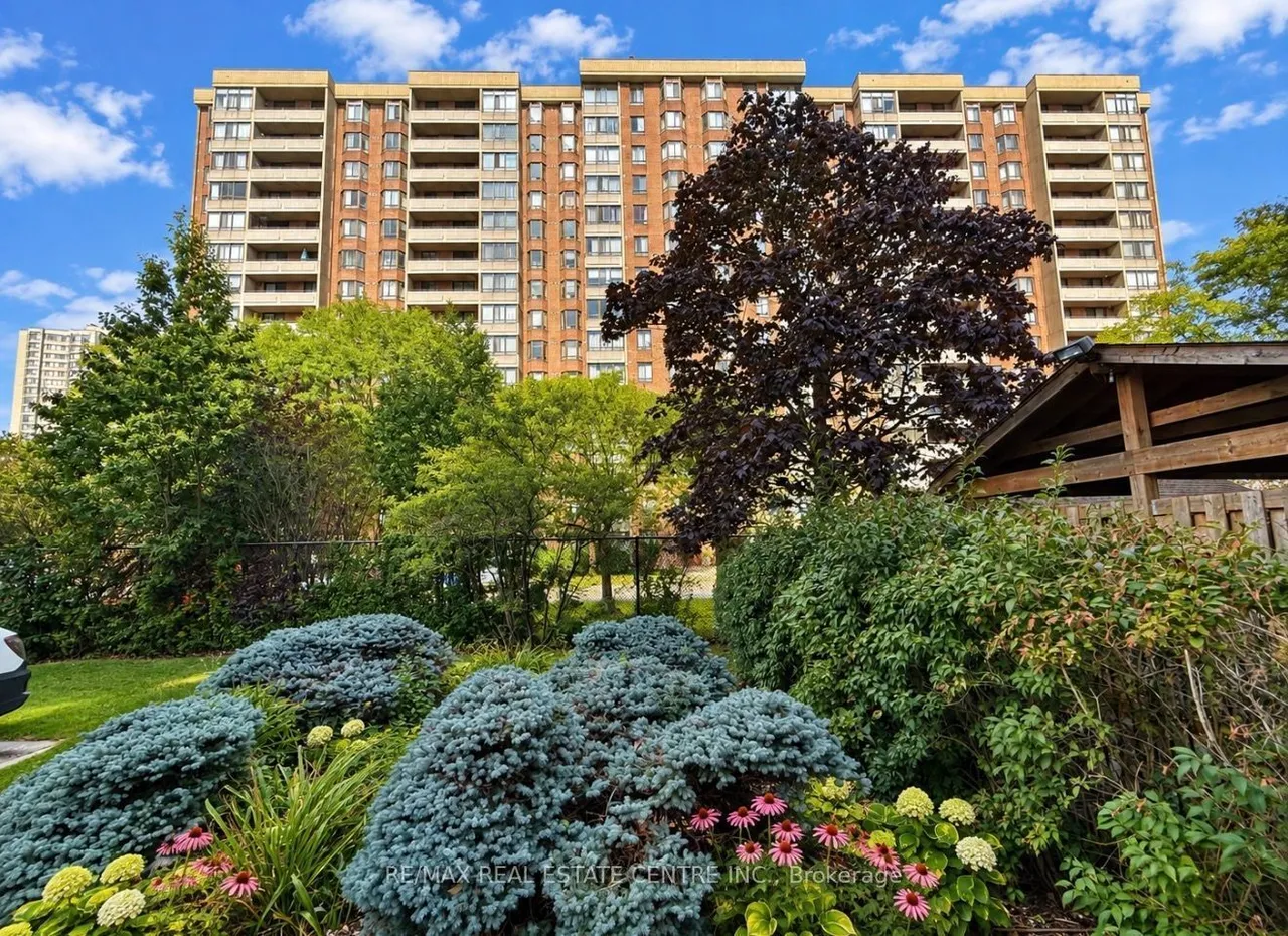 5 Lisa Street — photo 3