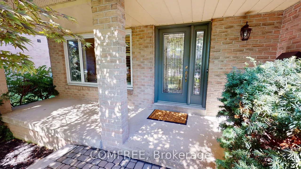 2043 Burbank Drive — photo 3