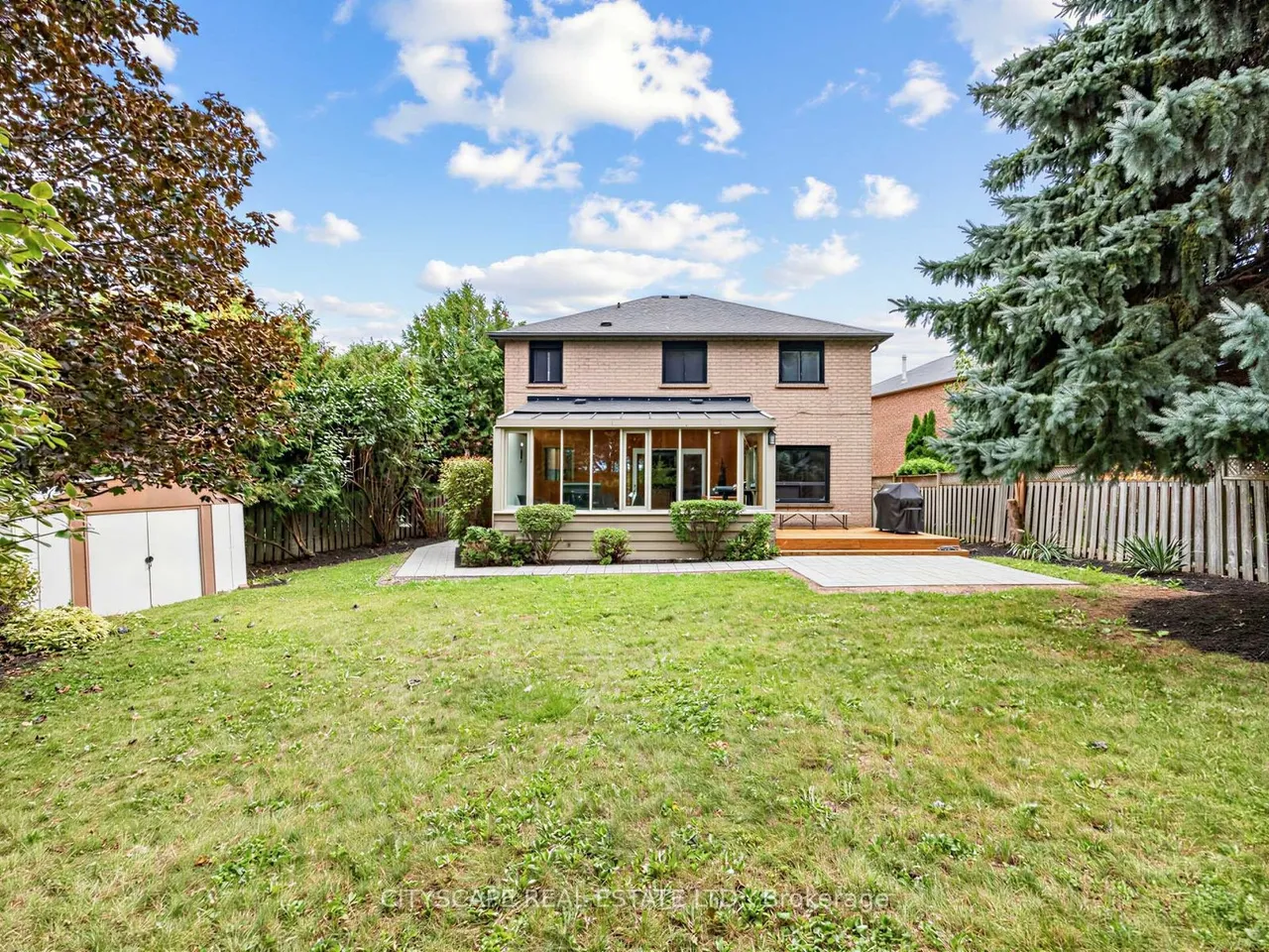 5610 Cortina Crescent — photo 39