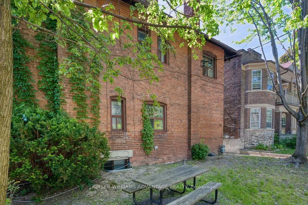 24 Indian Road Crescent — photo 3