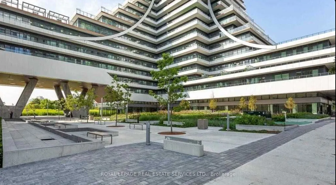 30 Shore Breeze Drive — photo 2