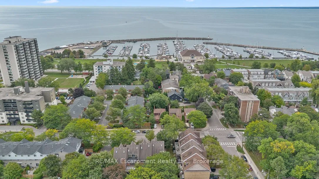 2331 Marine Drive — photo 40