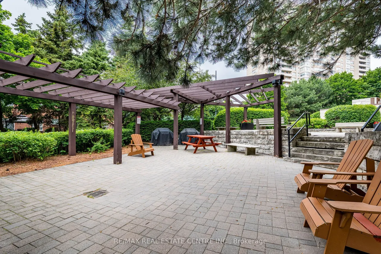 10 Malta Avenue — photo 50