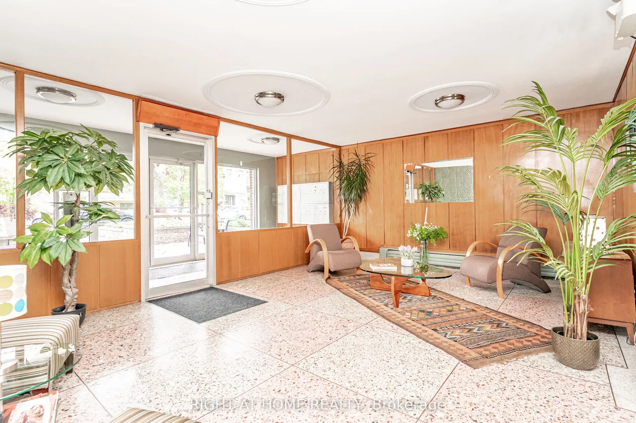 185 Stephen Drive — photo 3