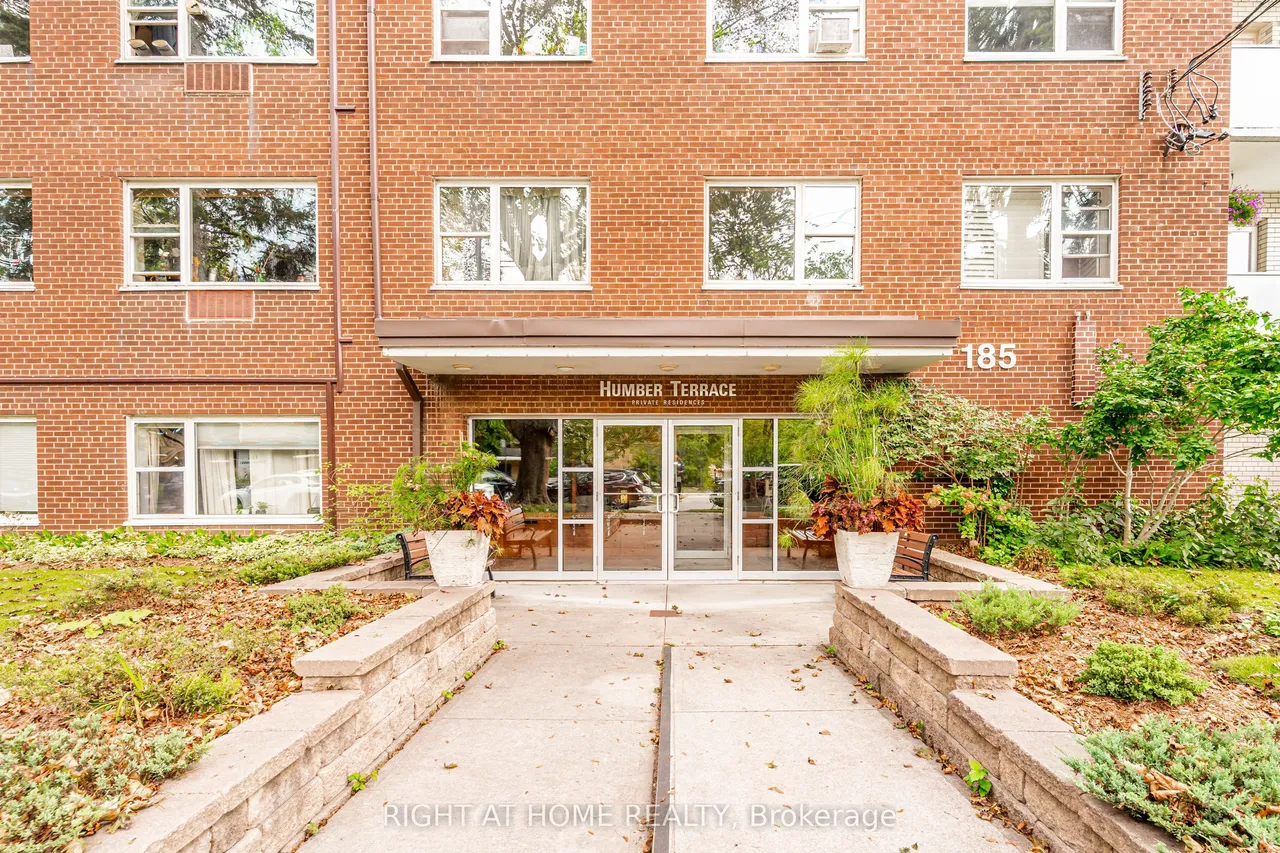 185 Stephen Drive — photo 2