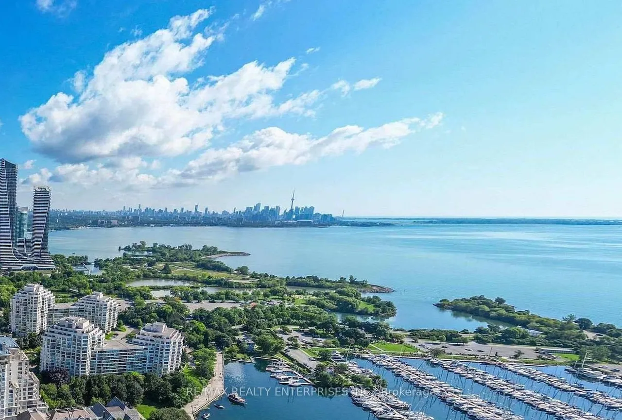 2261 Lake Shore Boulevard W — photo 37