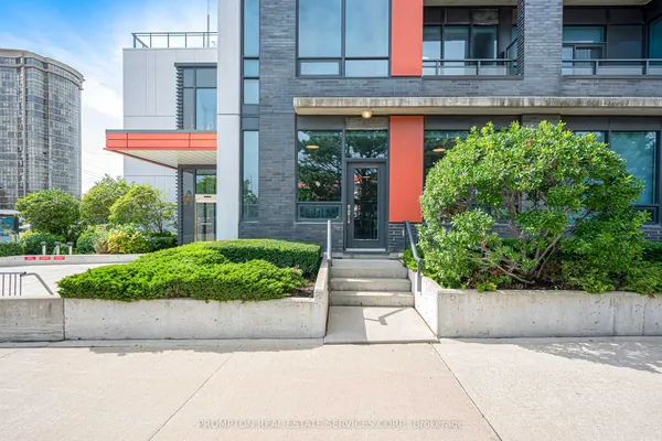 55 Eglinton Avenue W