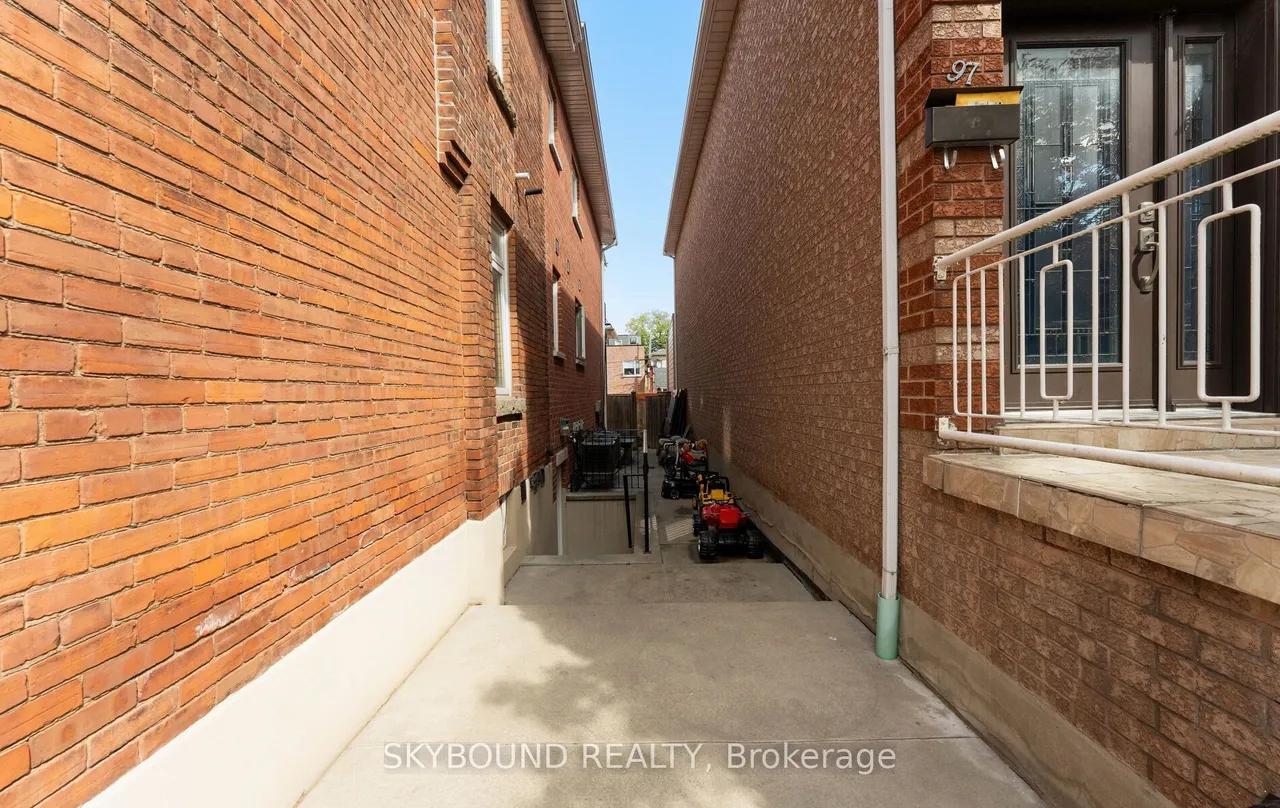 101 Ford Street — photo 49