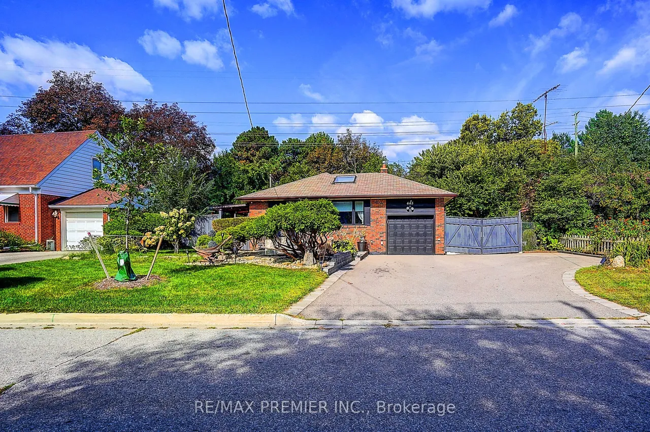 445 Selsey Drive