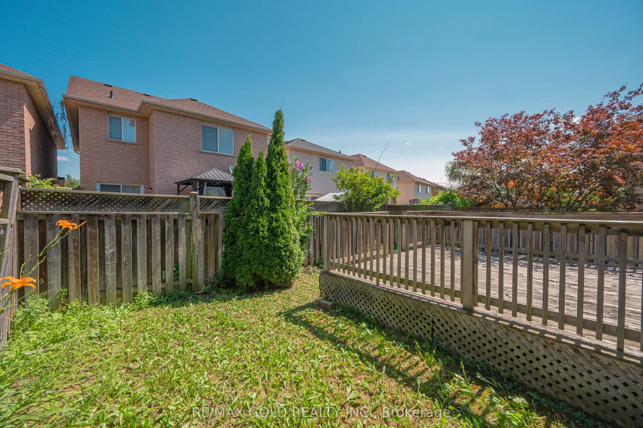 19 Florence Drive — photo 38