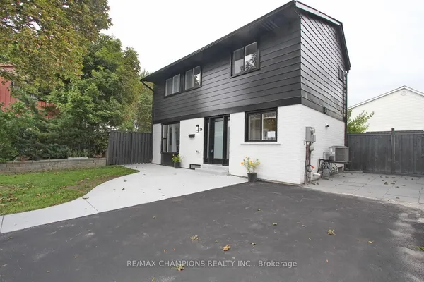 16 Glencairn Square — photo 2