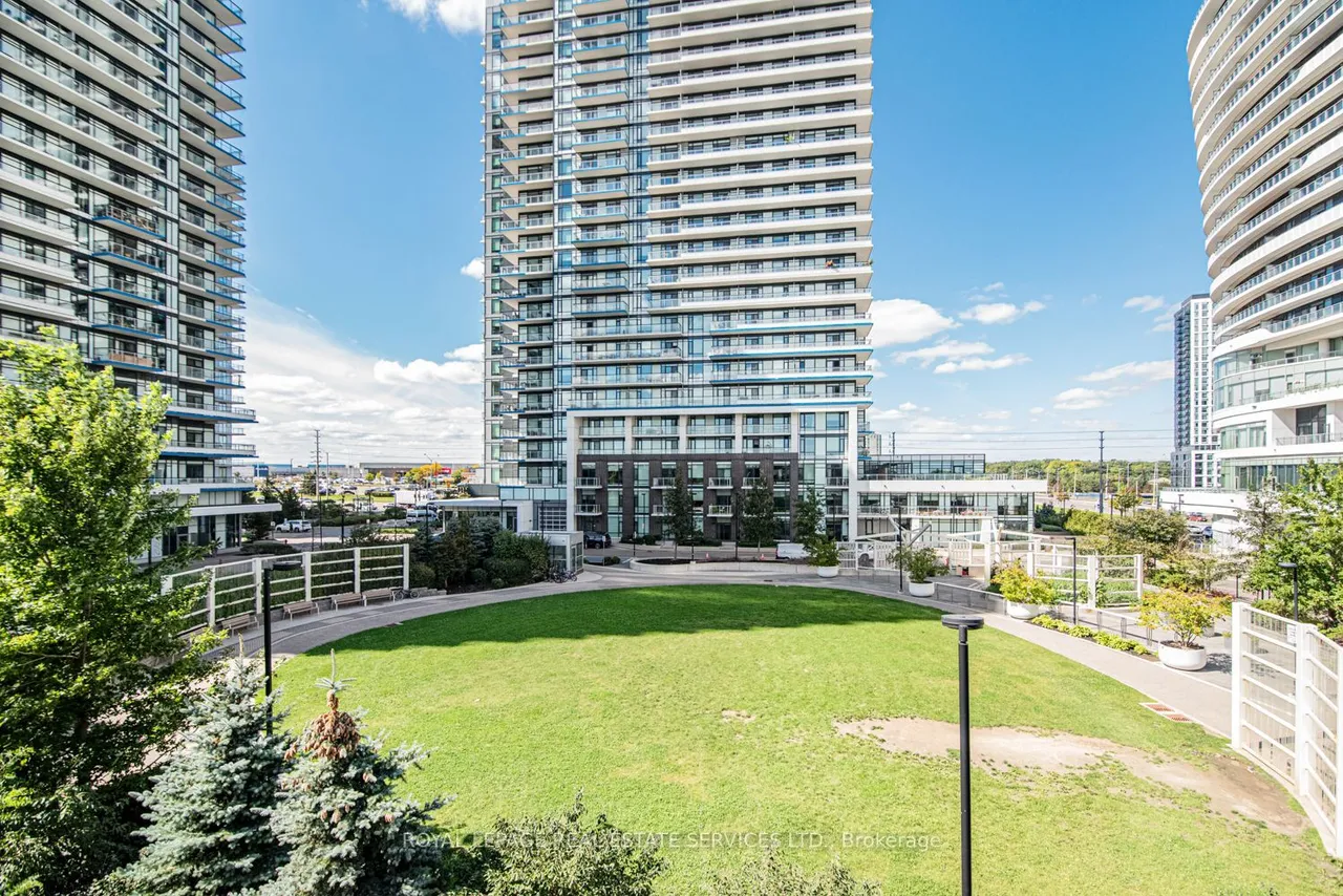 2530 Eglinton Avenue W