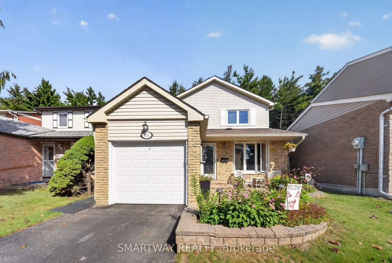 102 Rawling Crescent