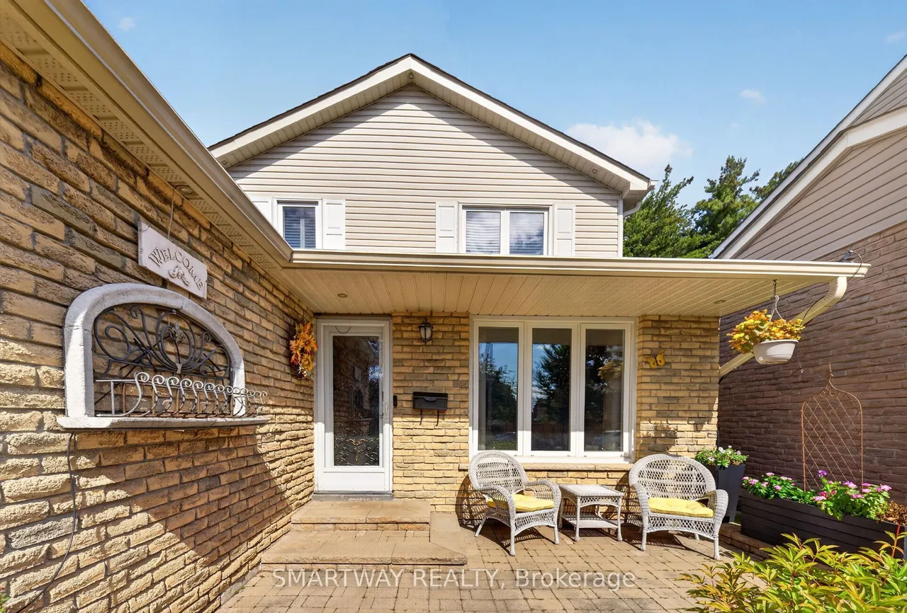 102 Rawling Crescent — photo 2