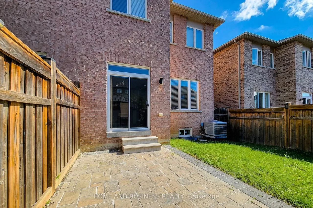 5532 Meadowcrest Avenue — photo 36