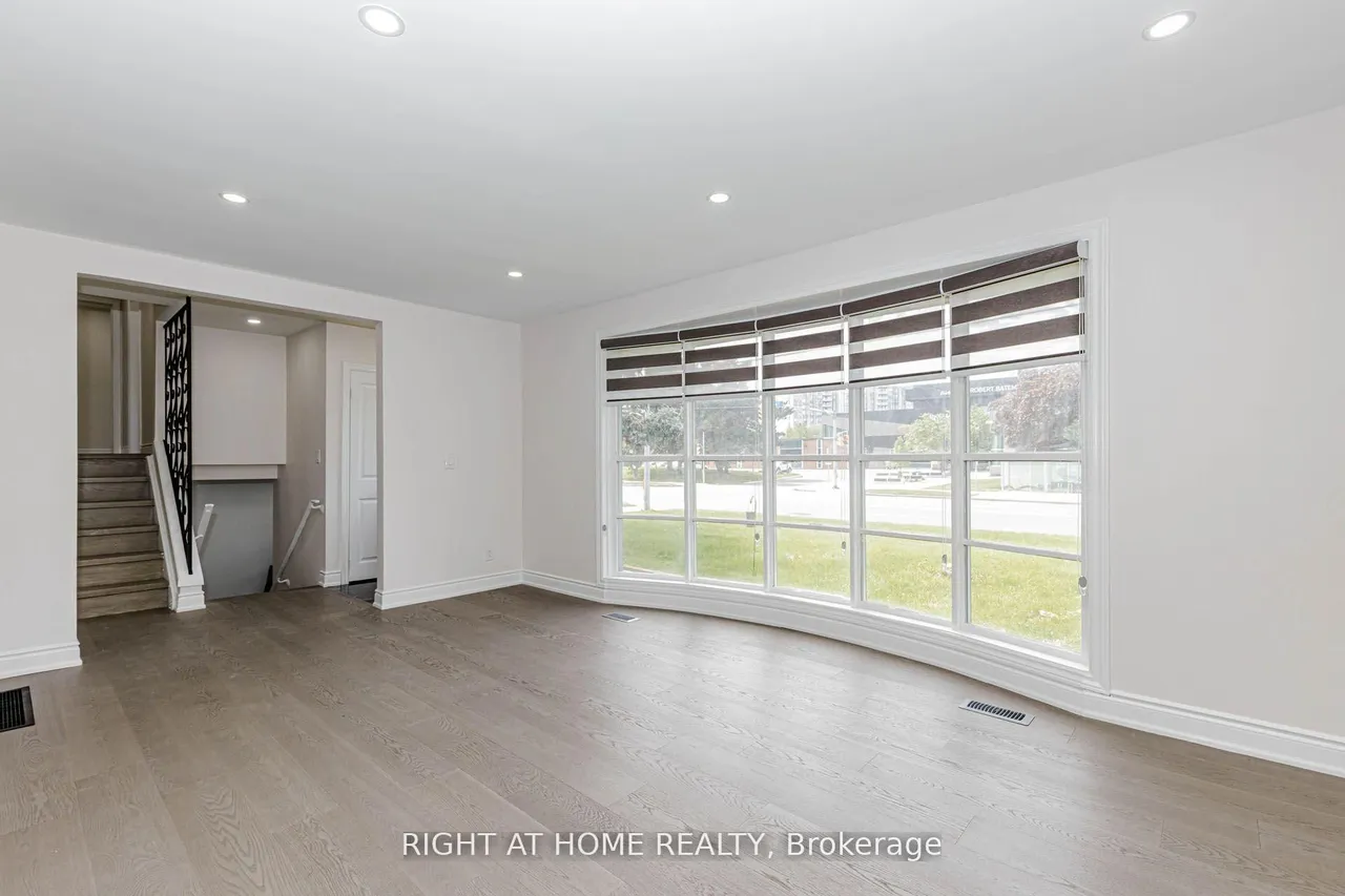 5154 New Street — photo 3
