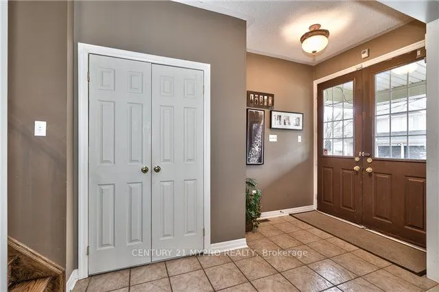 2257 Riverdale Place — photo 3
