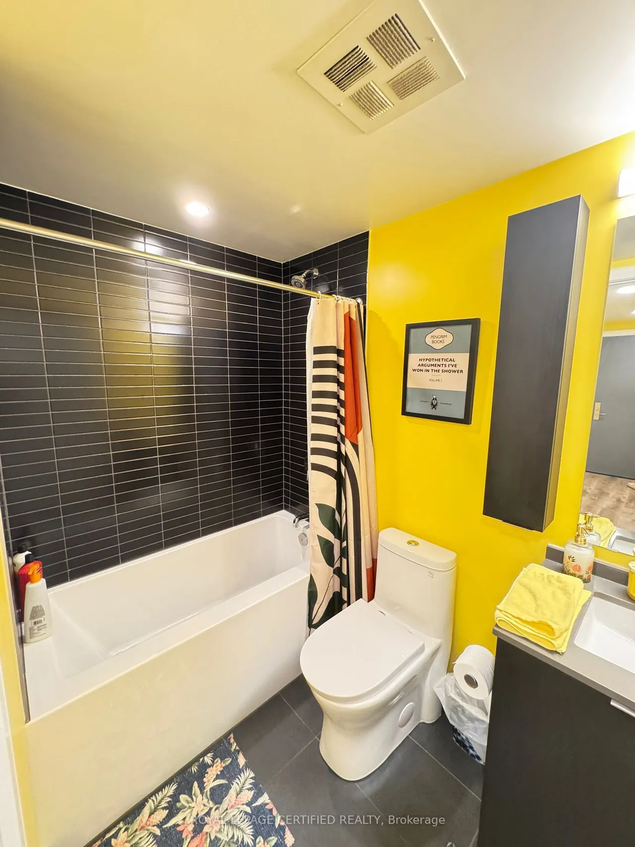 86 Dundas Street E — photo 11