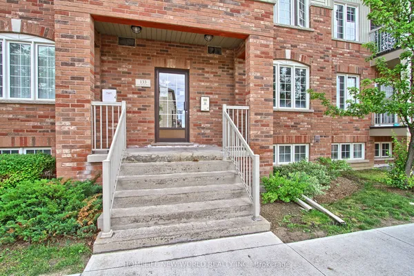 133 Isaac Devins Boulevard, Unit 3 — photo 2