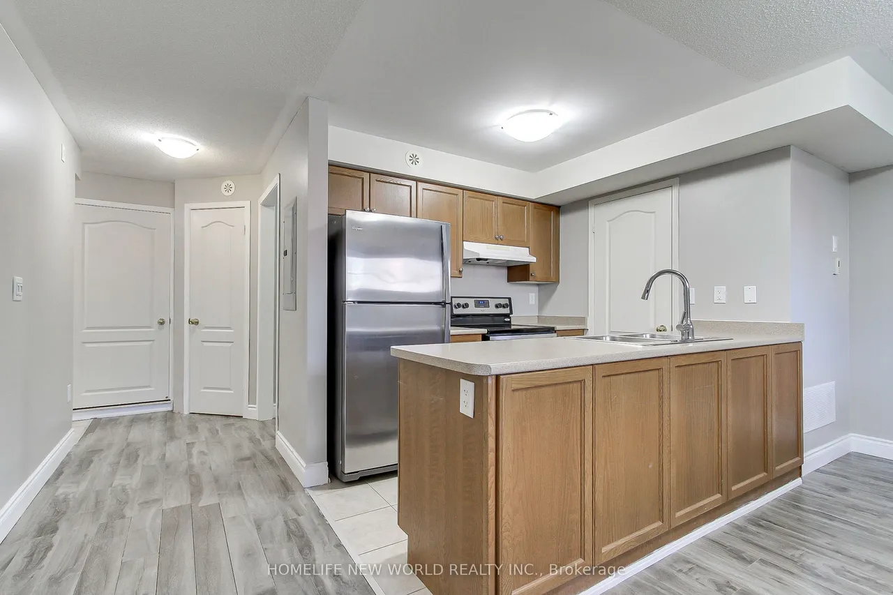133 Isaac Devins Boulevard, Unit 3 — photo 3