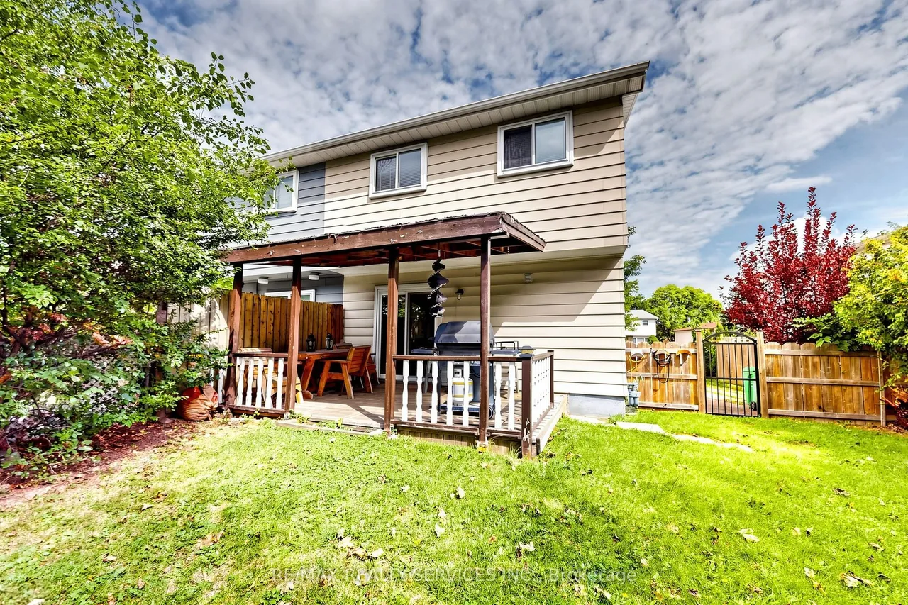54 Griselda Crescent — photo 43