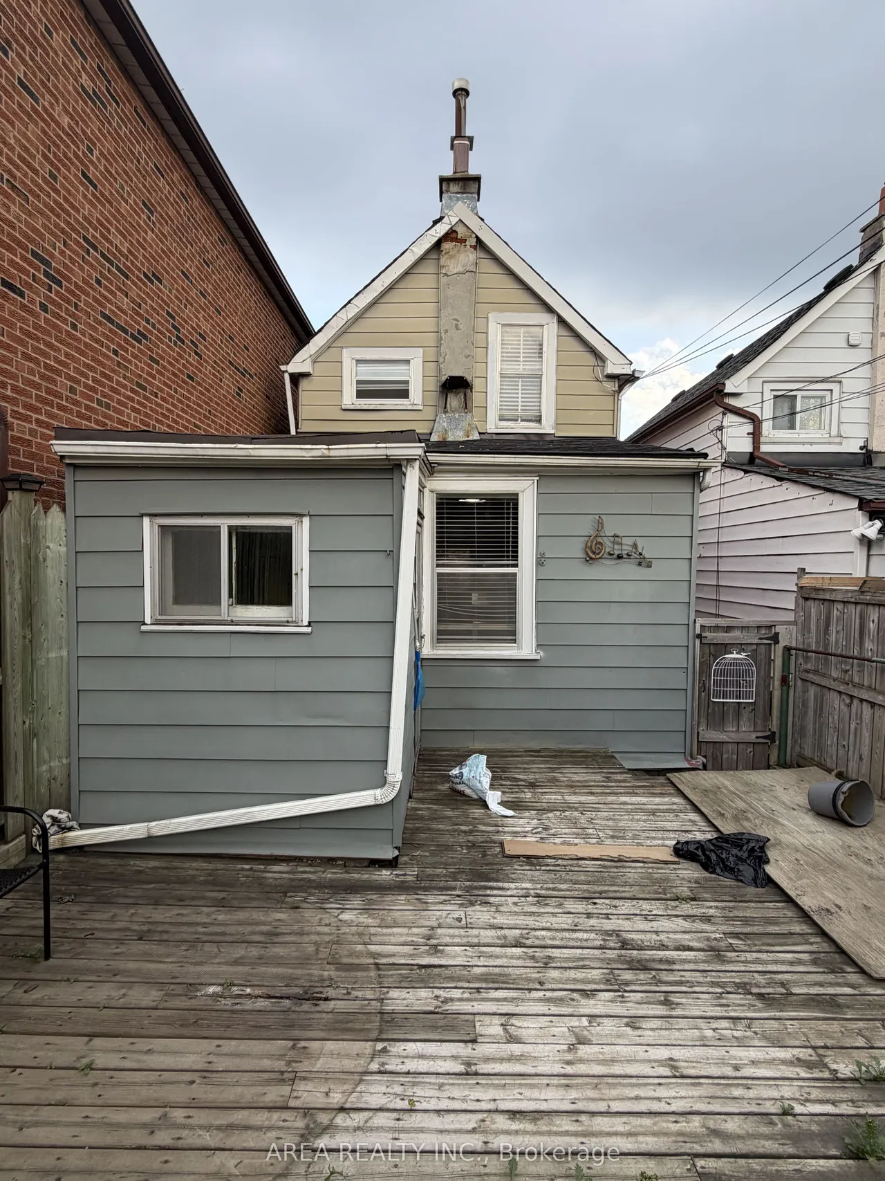 48 Corby Avenue — photo 16