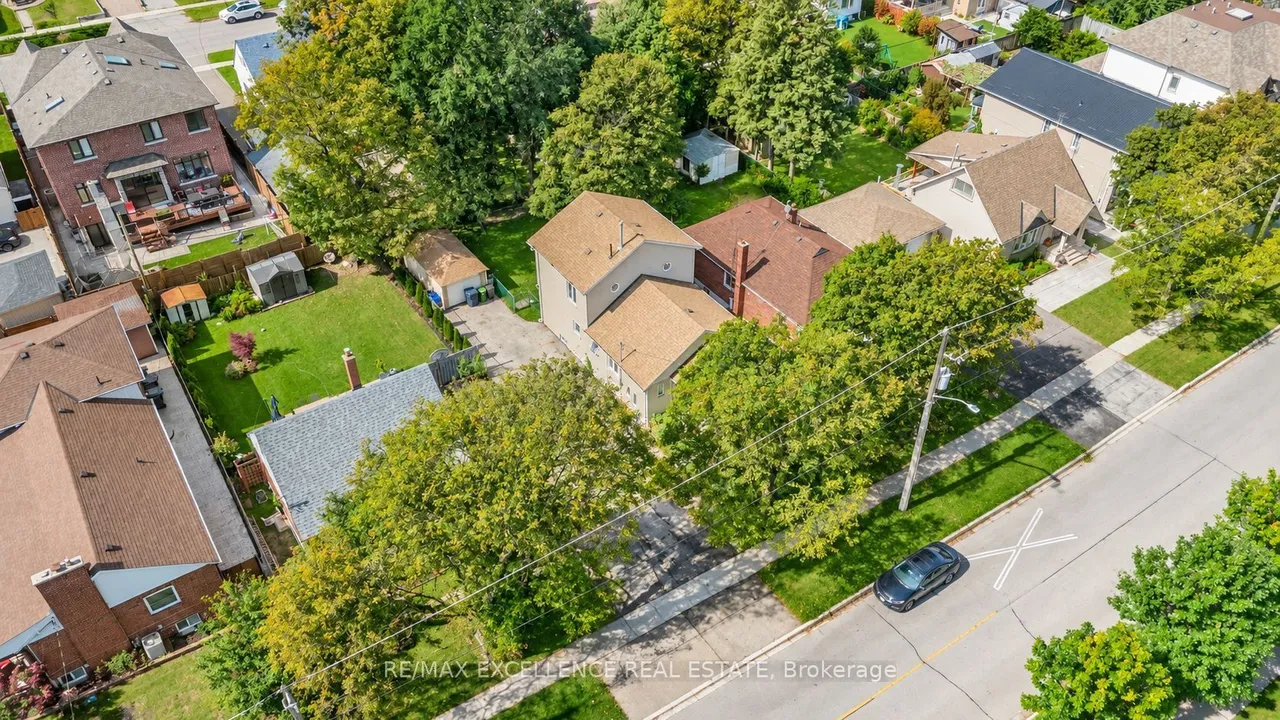 49 Barrhead Crescent — photo 21
