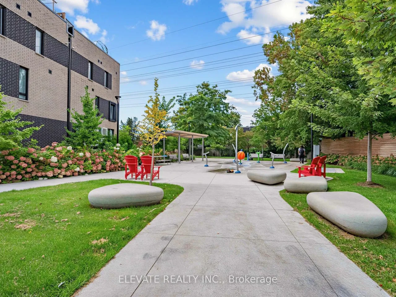 40 Ed Clark Gardens Boulevard, Unit 15 — photo 29