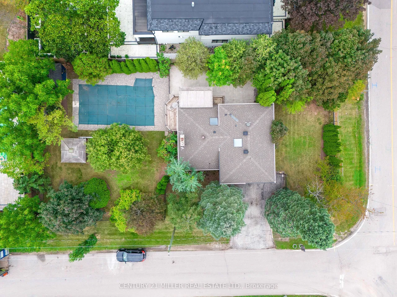 2039 Wakely Street — photo 30