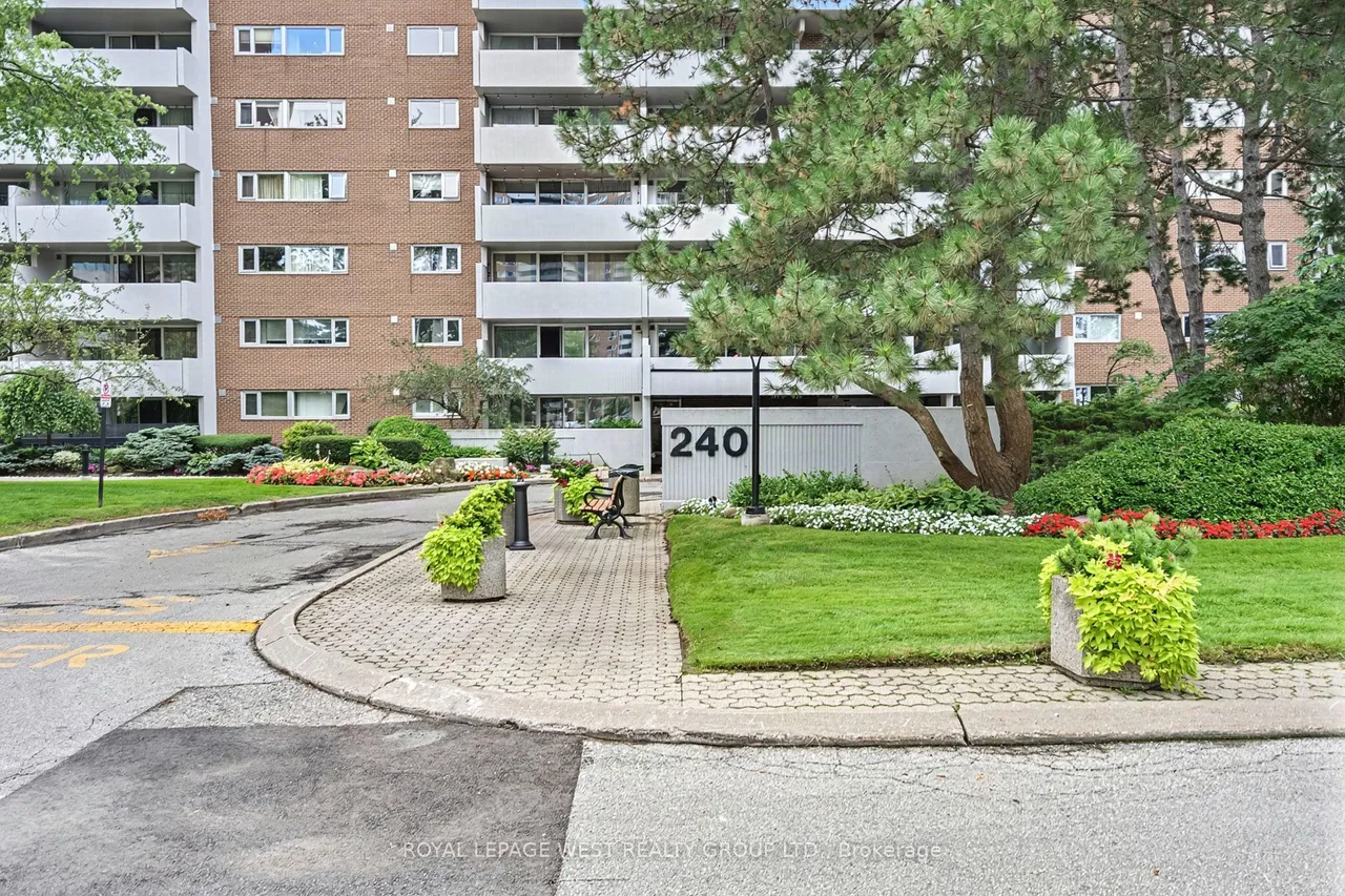 240 Scarlett Road W, Unit 413 — photo 3
