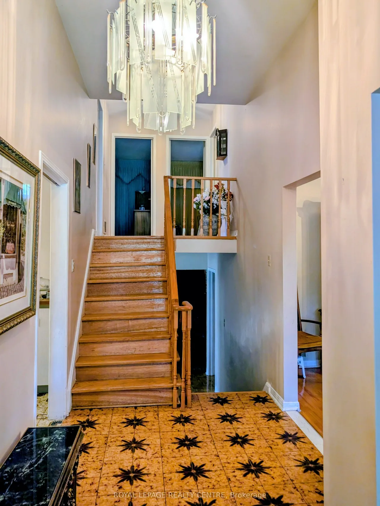 2560 Cynara Road — photo 3