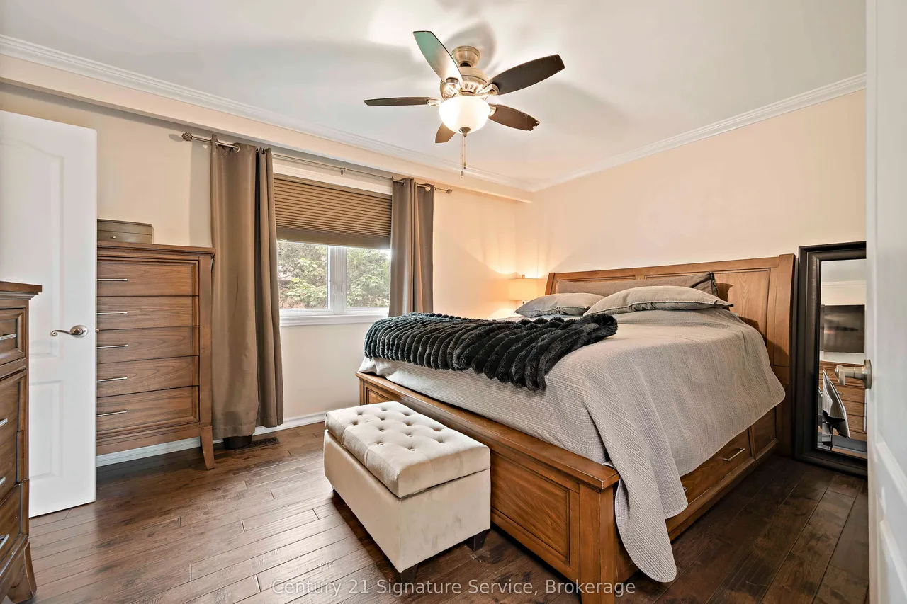 1563 Brentano Boulevard — photo 40