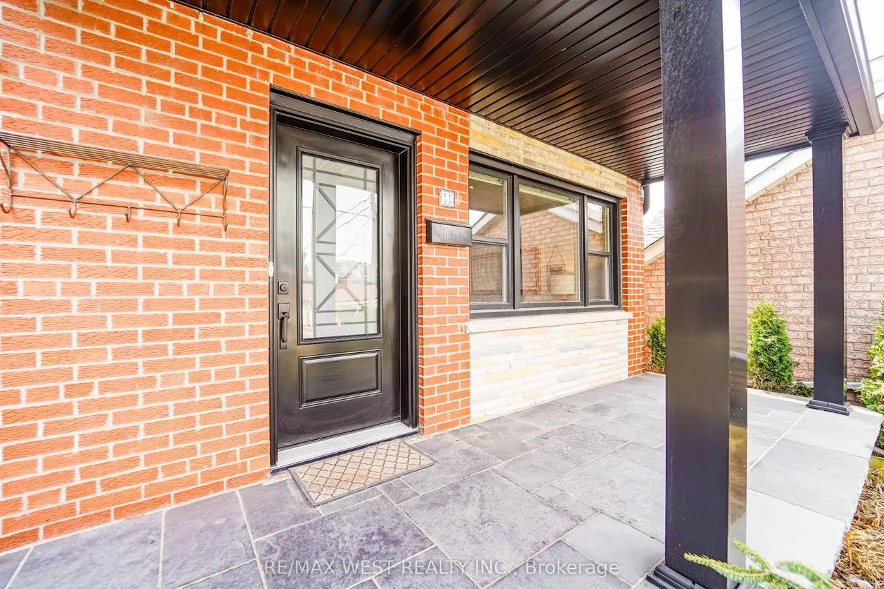 11 Helen Avenue — photo 11