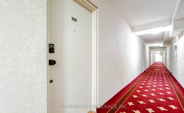 364 The East Mall Street, Unit 322 — photo 2