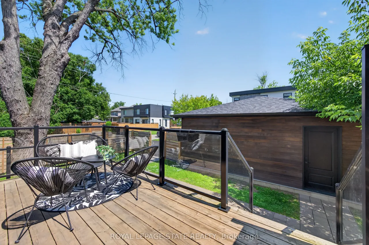 1047 Meredith Avenue — photo 49