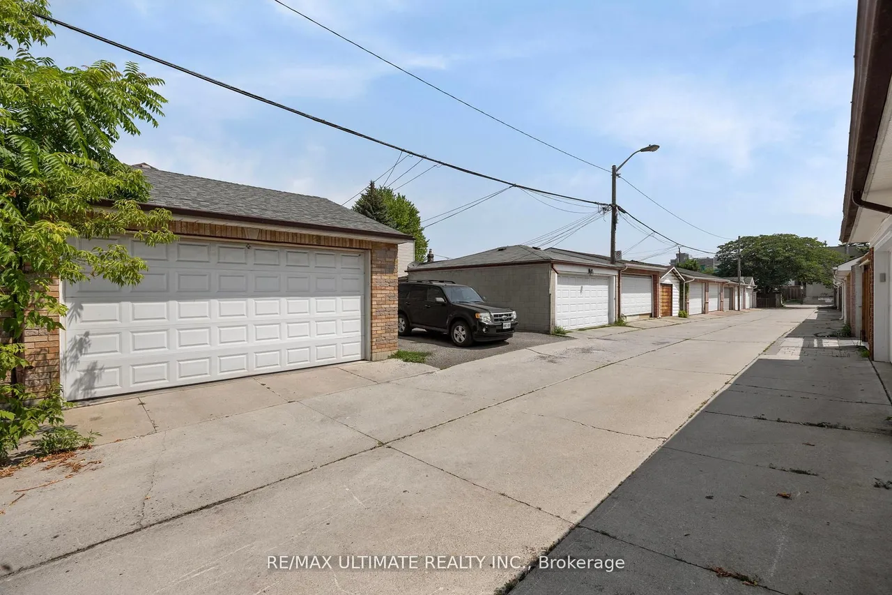 23 Seneca Avenue — photo 47