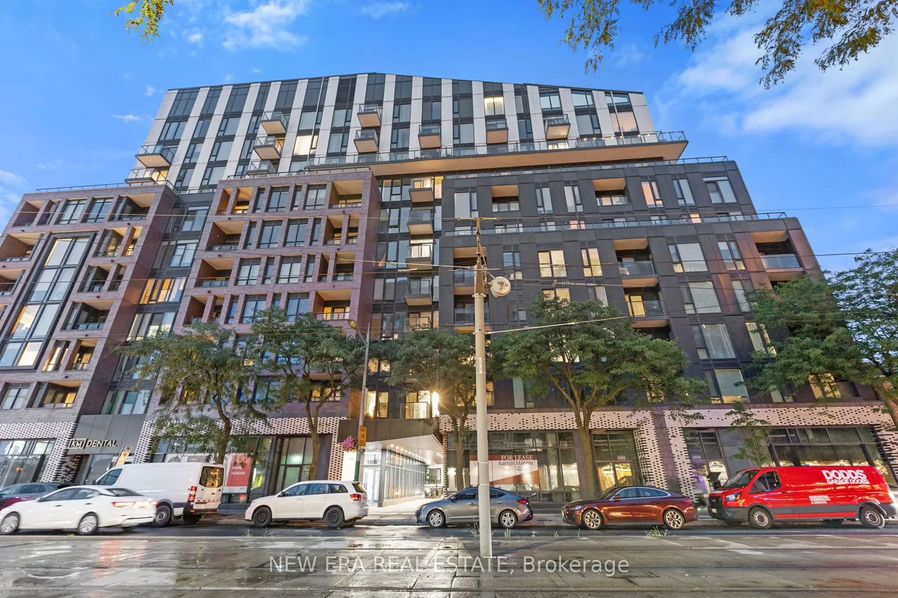 1808 St. Clair Avenue W, Unit 301 — photo 3