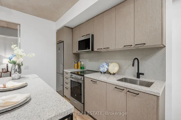 1808 St. Clair Avenue W, Unit 301