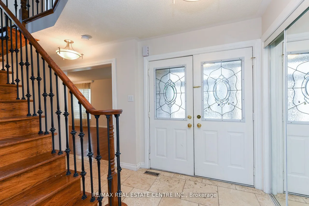 5989 Sidmouth Street — photo 3