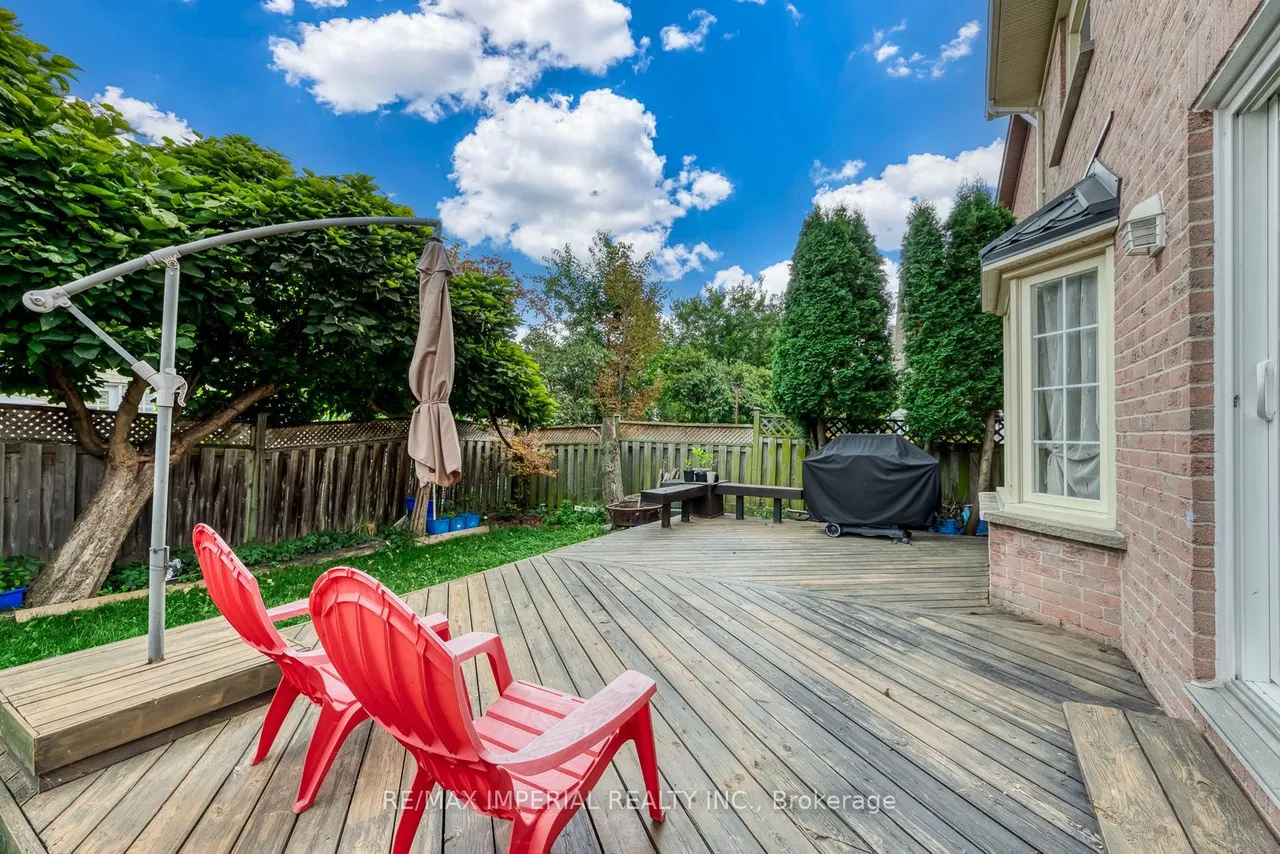 301 Kingsbridge Garden Circle — photo 49