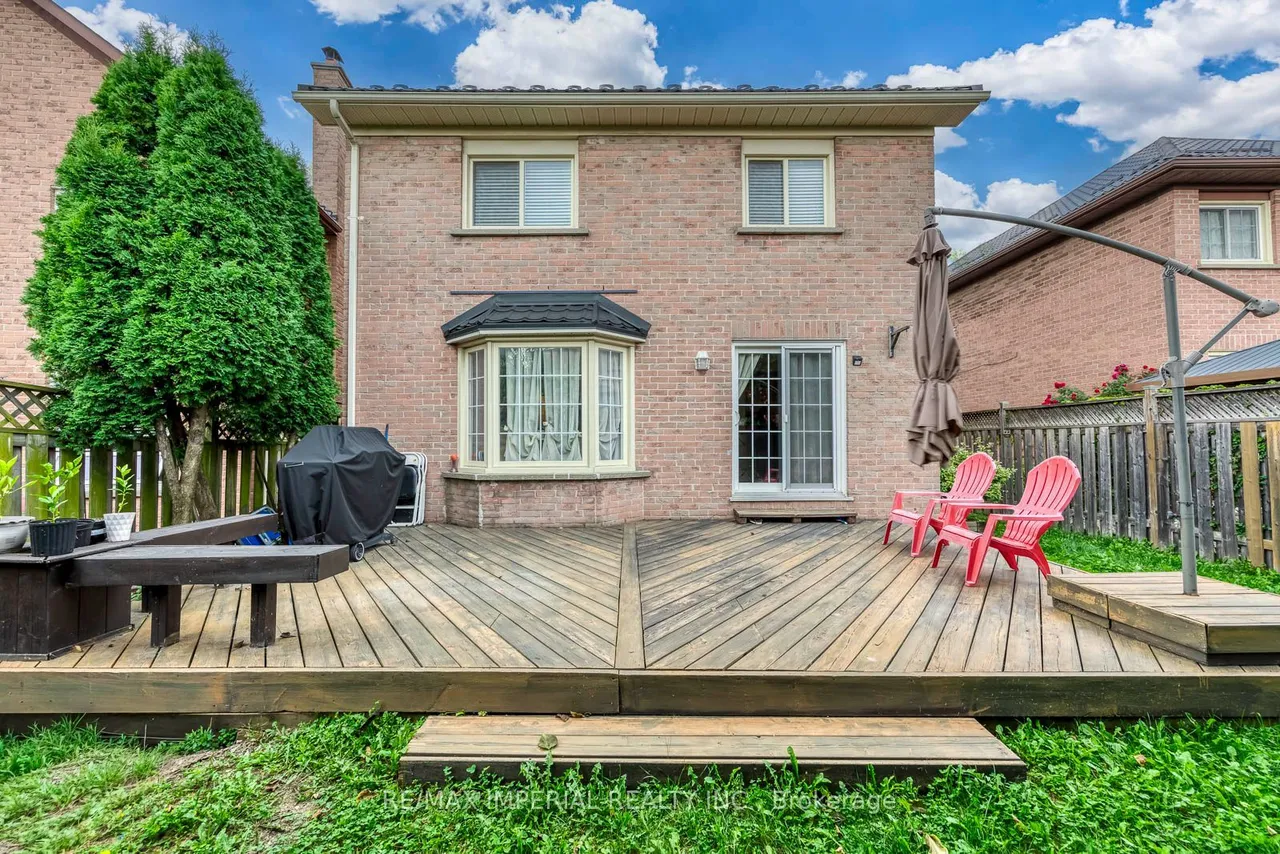 301 Kingsbridge Garden Circle — photo 50